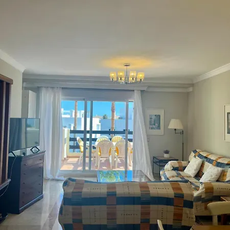 Appartement Penthouse With Private Solarium - Pool & Free Parking *