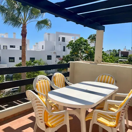 Appartement Penthouse With Private Solarium - Pool & Free Parking Estepona